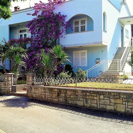 Apartment Aldo Porec